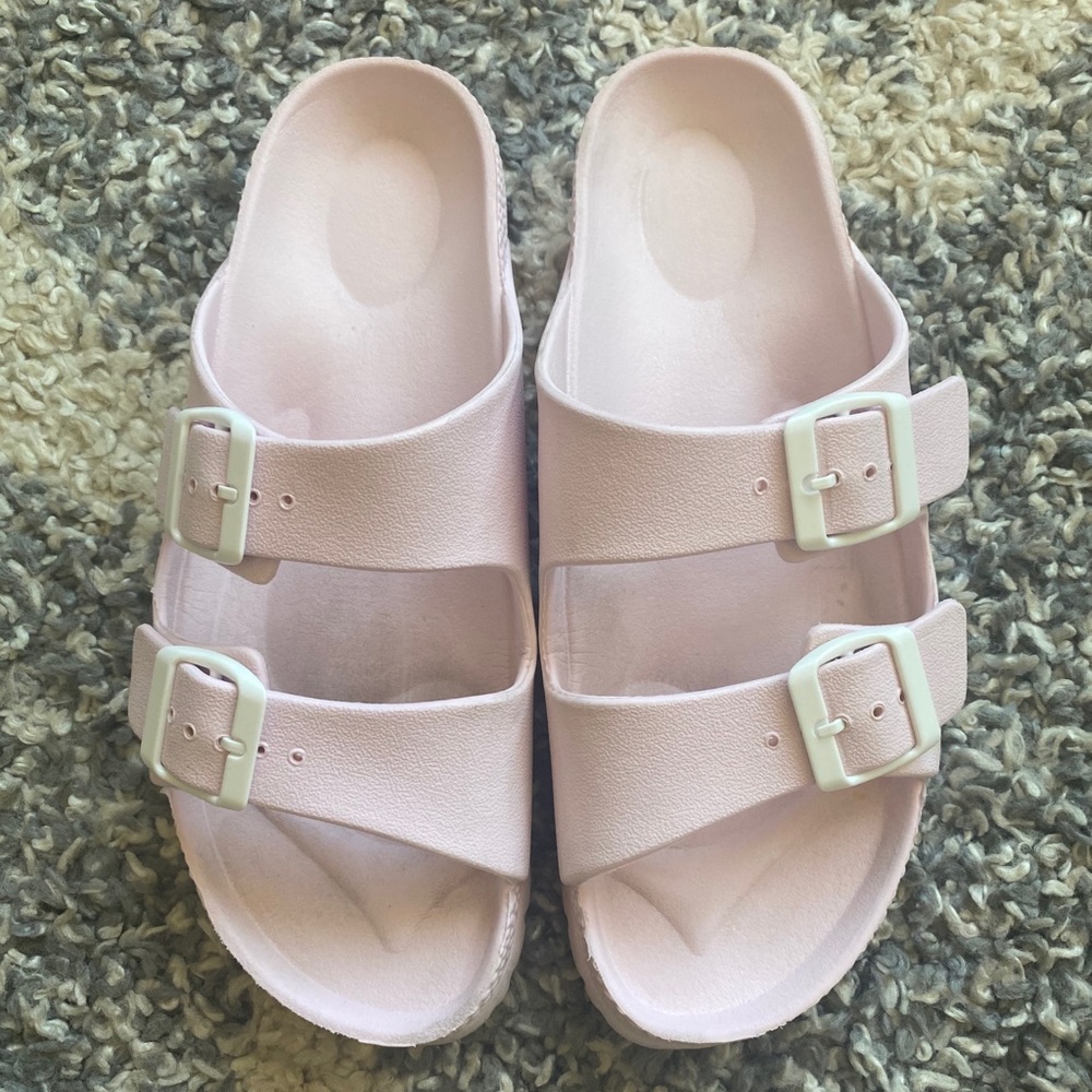 [SOLD] Pink Rubber Slides